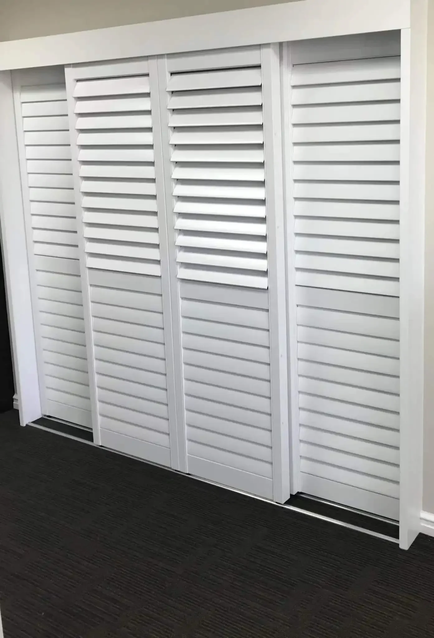 Factory Direct 2026 Good price PVC louvered doors interior PVC BI-fold  plantation shutters hollow louver shutter window HOT SAL