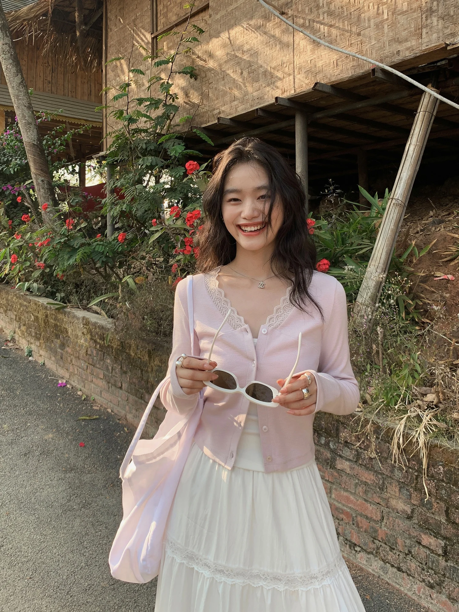 Pusumede Crush Lace Splice V-Neck Knitted Open Cardigan Short Sleeveless T-Shirt Women's Design Sensation Autumn Fashion