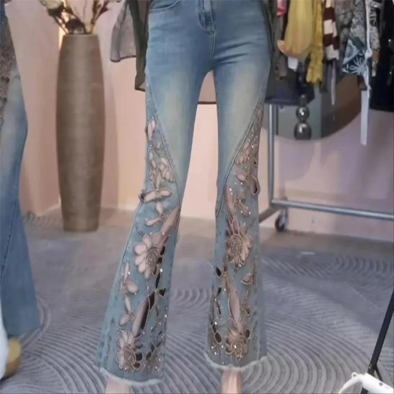 

Summer New Fashionable Hollow Embroidered Hot Brick Jeans Female Heavy Industry, High Waist, Slim Nine Point Micro Pull up Pants