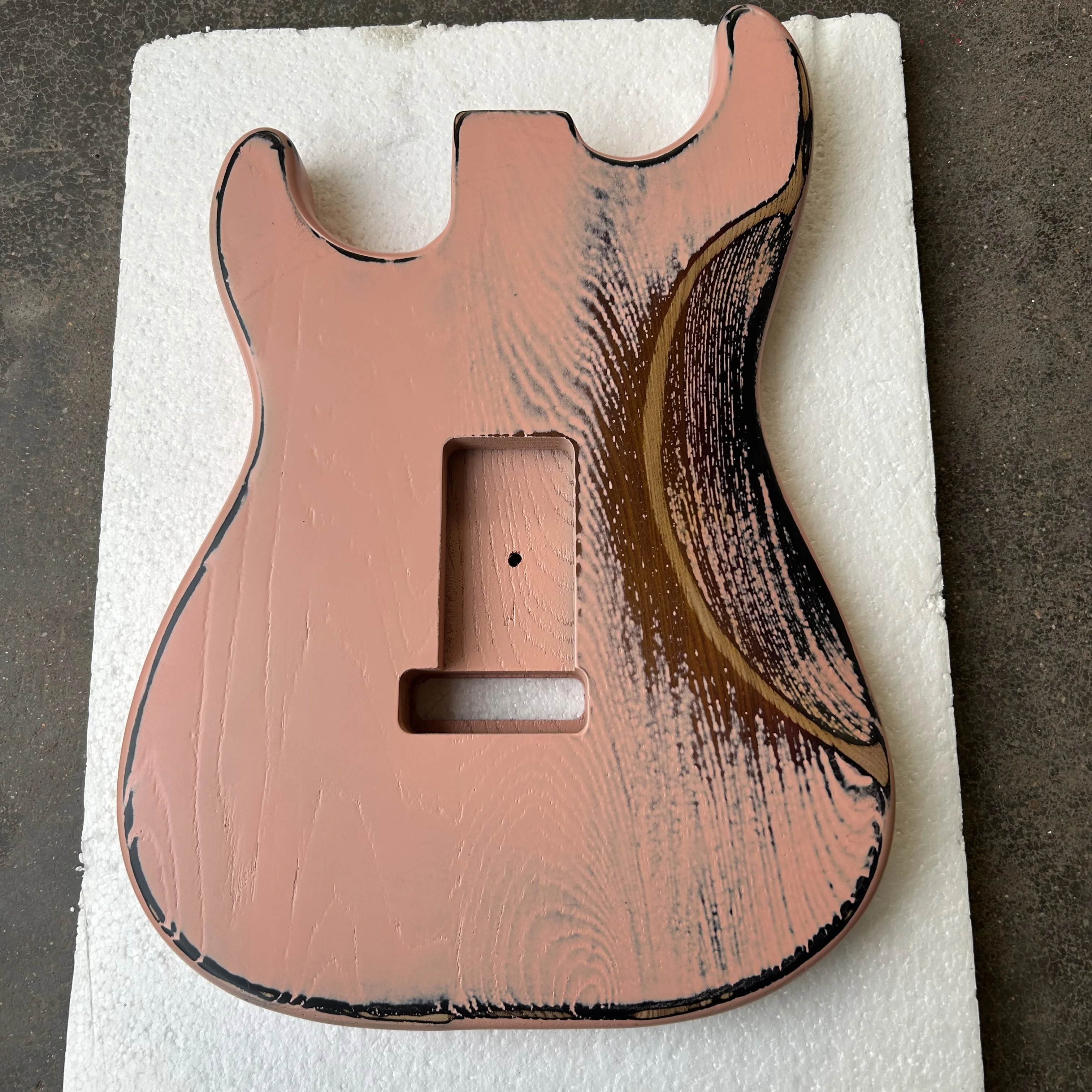 Novo corpo de guitarra DIY Heritage, rosa claro, madeira ASH, frete grátis atacado e varejo