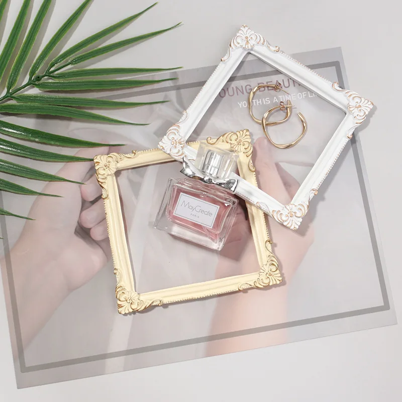 Life Photo Shooting ins Photography Props Retro Photo Frame Studio Accessories for Jewelry Ring Necklace Earrings Lipstick foto