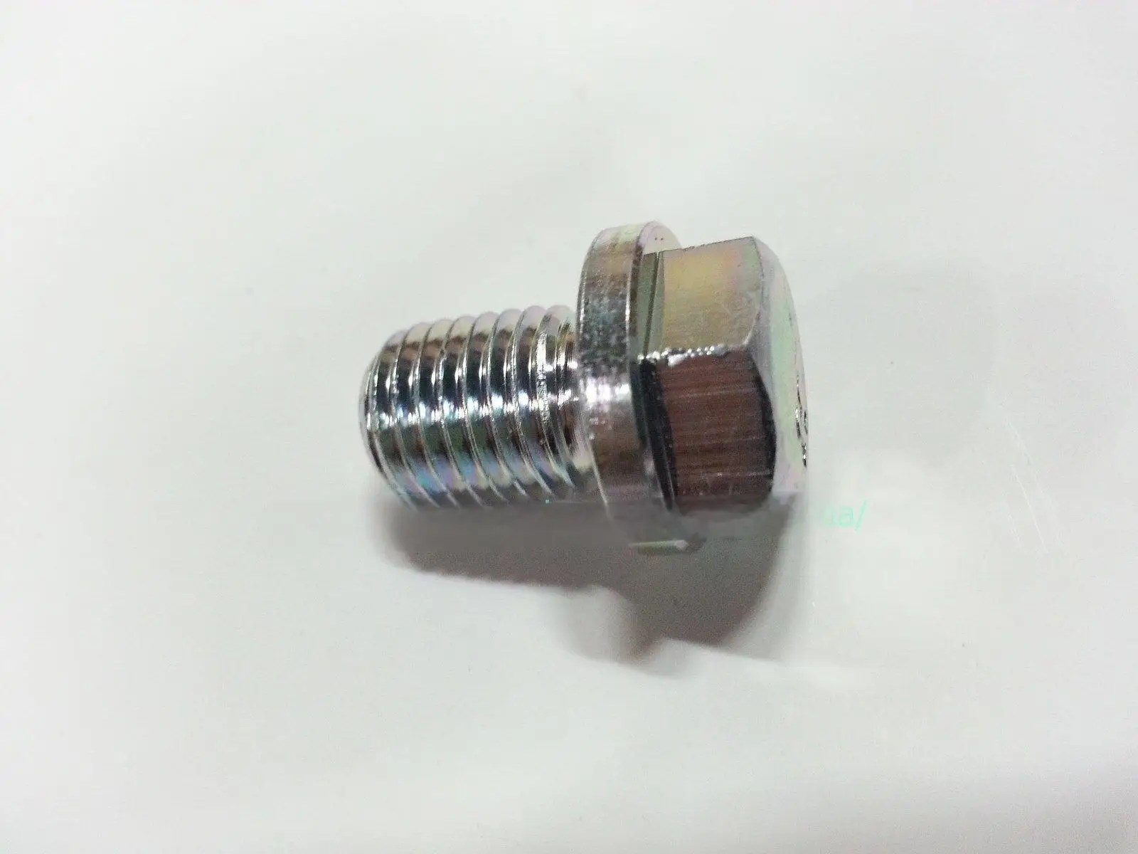 6659970030 Engine Oil Pan Drain Plug For Ssangyong Rexton Korando Musso Actyon Chairman Kyron