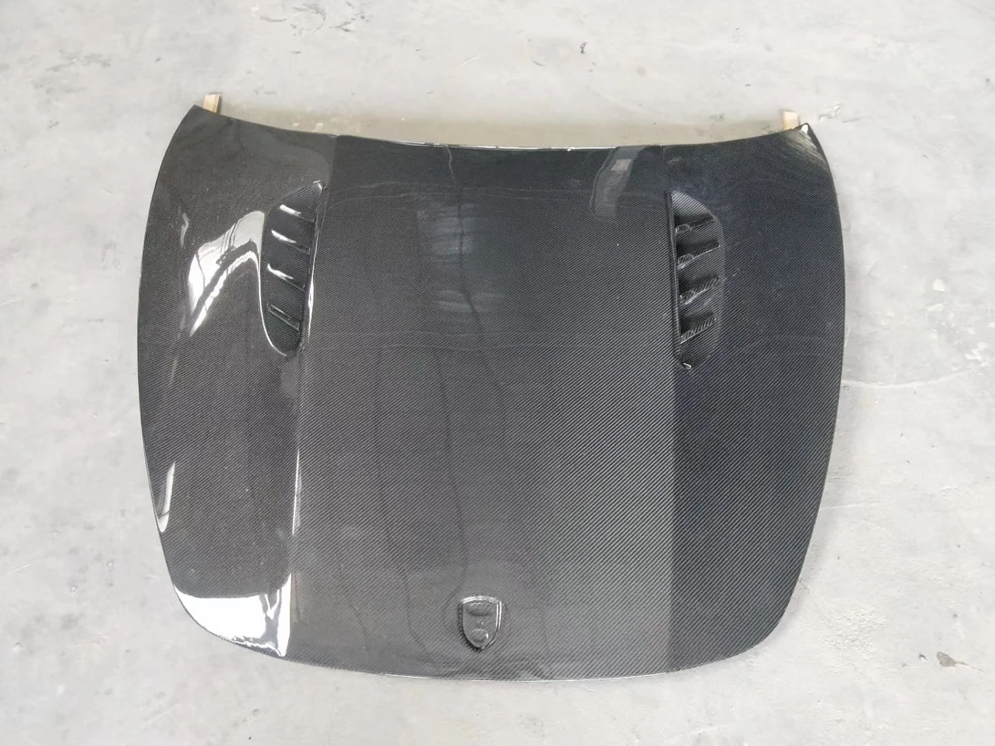 High Quality MS Dry Carbon Fiber Hood for Panamera 971