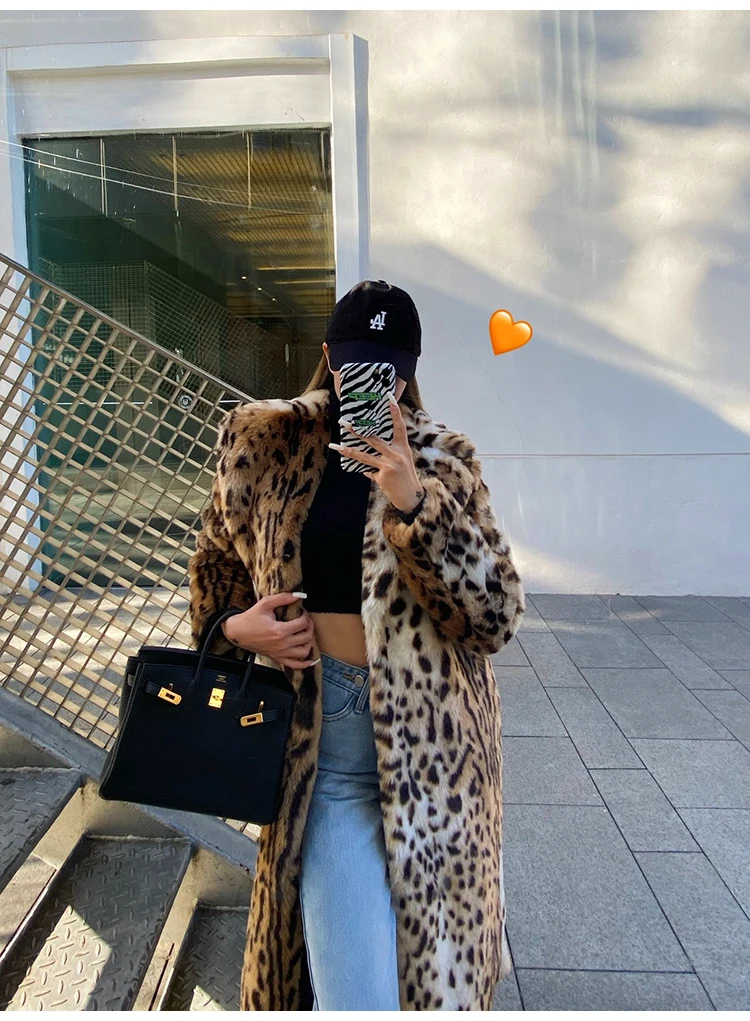 Lautaro Winter Long Warm Thick Leopard Fluffy Faux Fur Coat Women Tiger Print Runway Loose Luxury Designer Clothing Women 2022