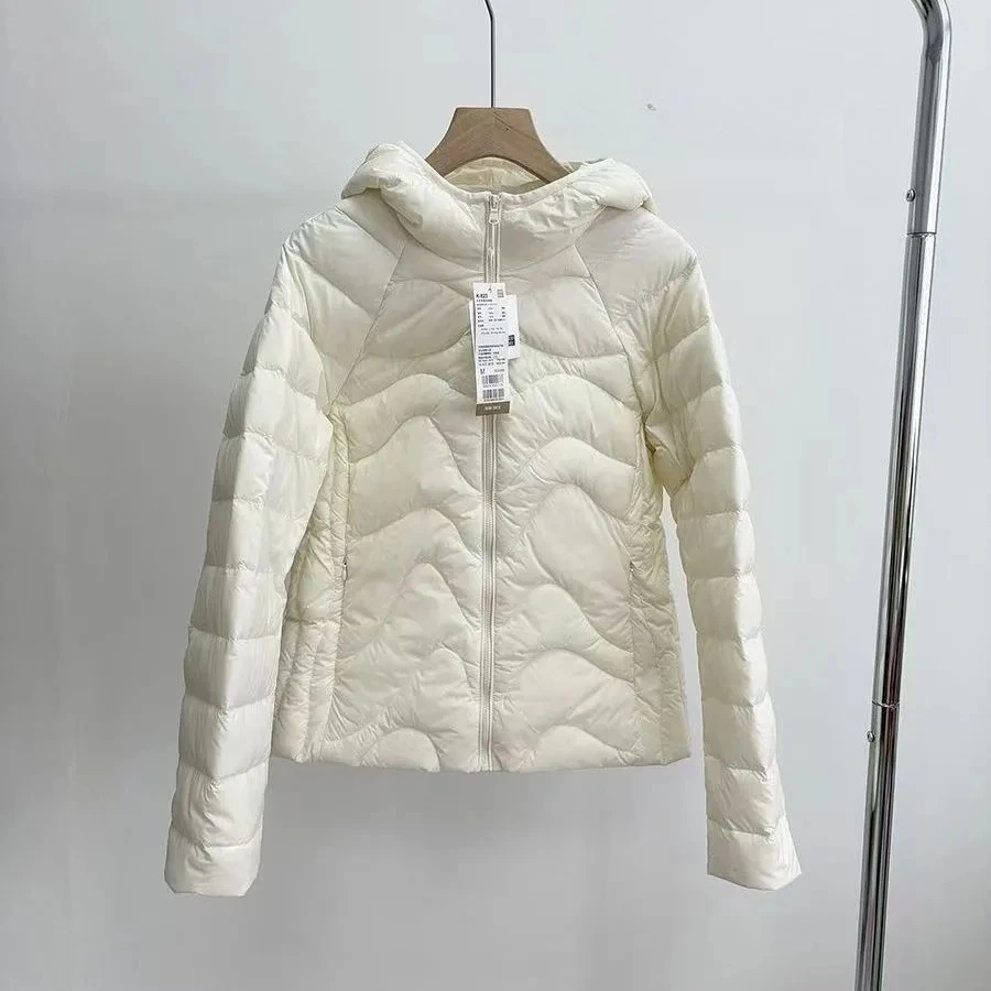 Weiße Entendaunen, lässige Oberbekleidung, leichte kurze Daunenjacke mit Kapuze, 2025, Herbst-Winter, neuer Stil, modisch, vielseitig
