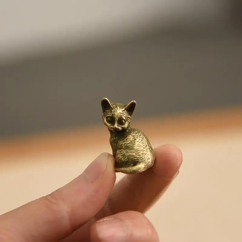 4 Styles Available Brass Cute Cats Figurines Miniatures Desktop Ornaments Small Animal Tea Pet Home Decor Accessories