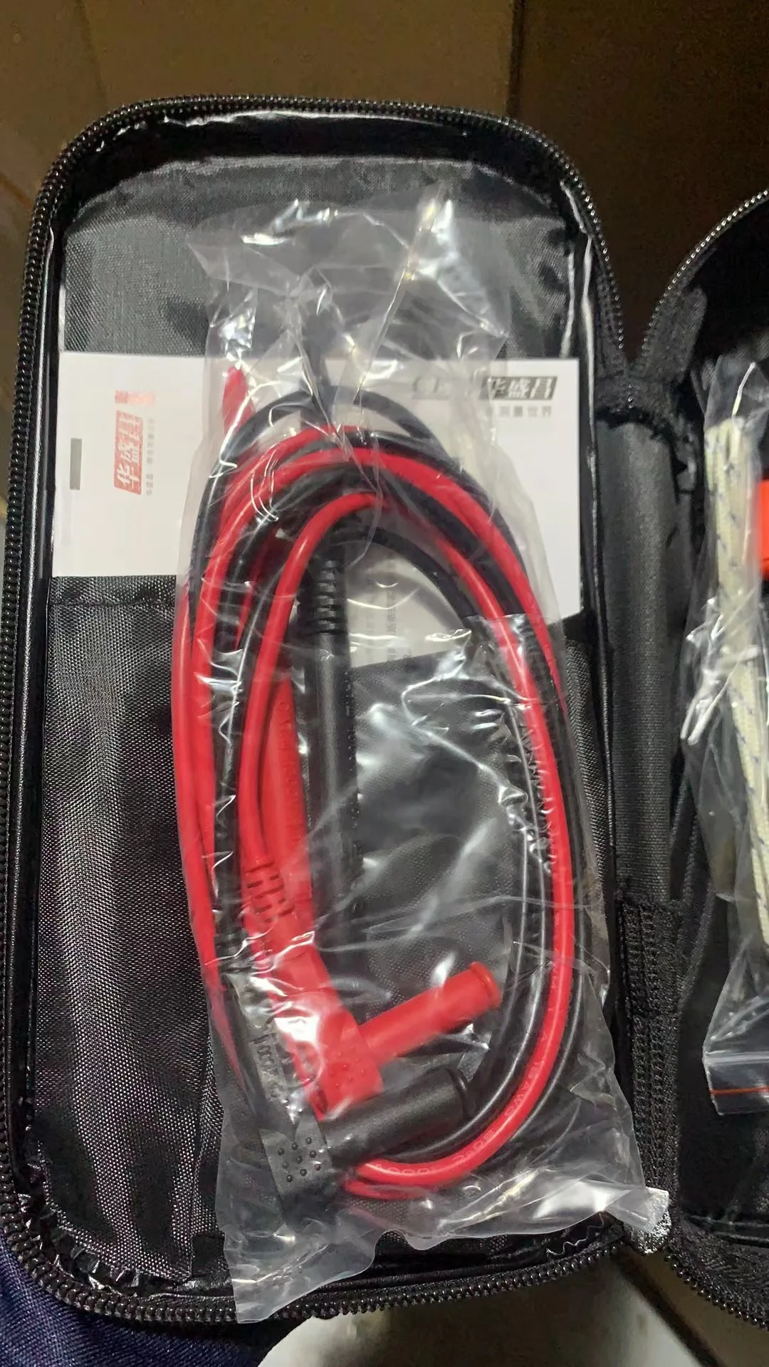 Xtester-CEM AC/DC 1000A Multifunktionales digitales Zangenmessgerät (Modell DT-3343)