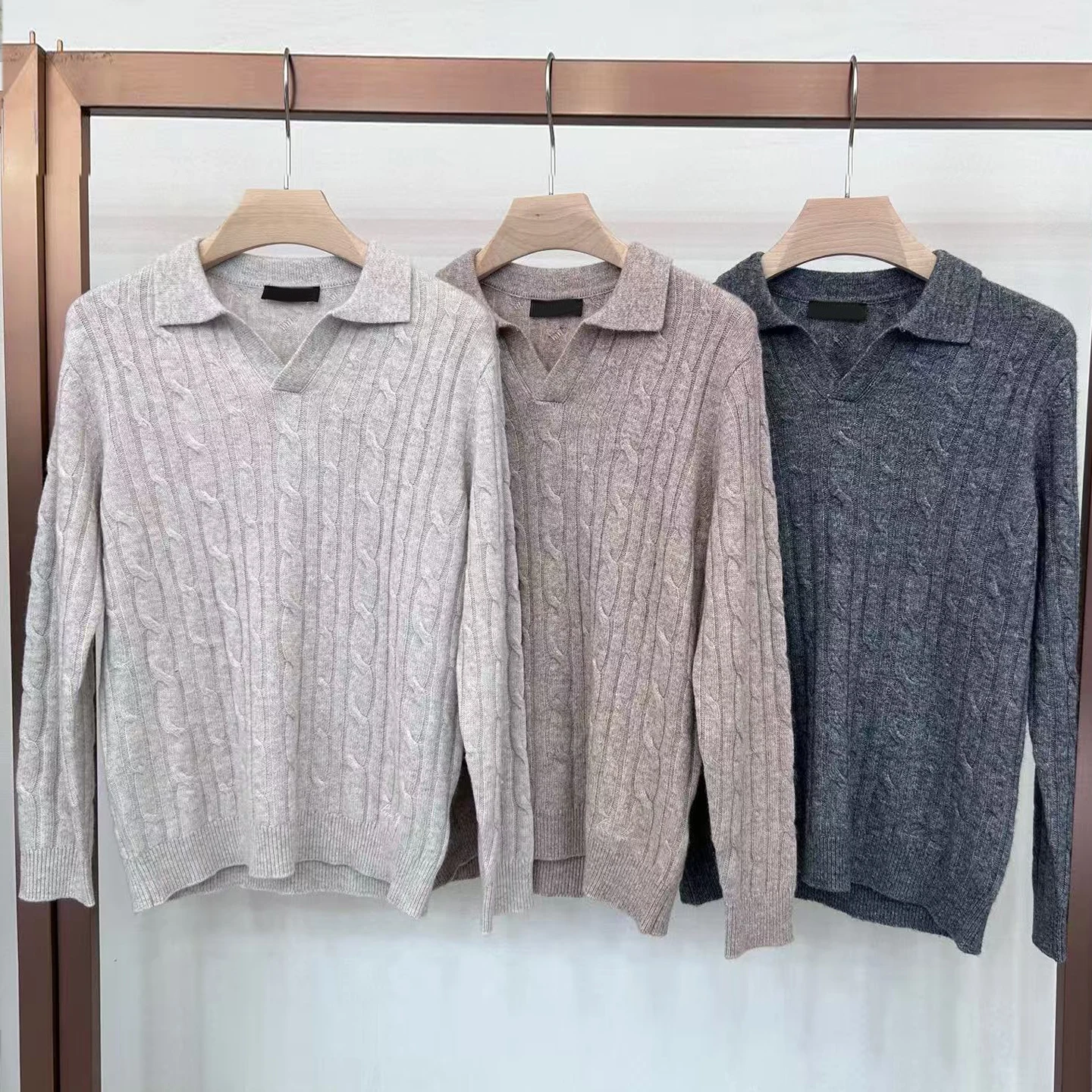 

LP Jacquard Textured Wool V Lapel Long Sleeve Men's Knitted POLO Shirt