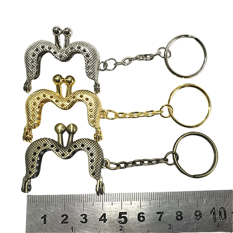 

4cm Metal Purse Frame Handle Embossed Kiss Clasps Bag Handles Hardware DIY Sewing Brackets Luggage Accessory with Chain