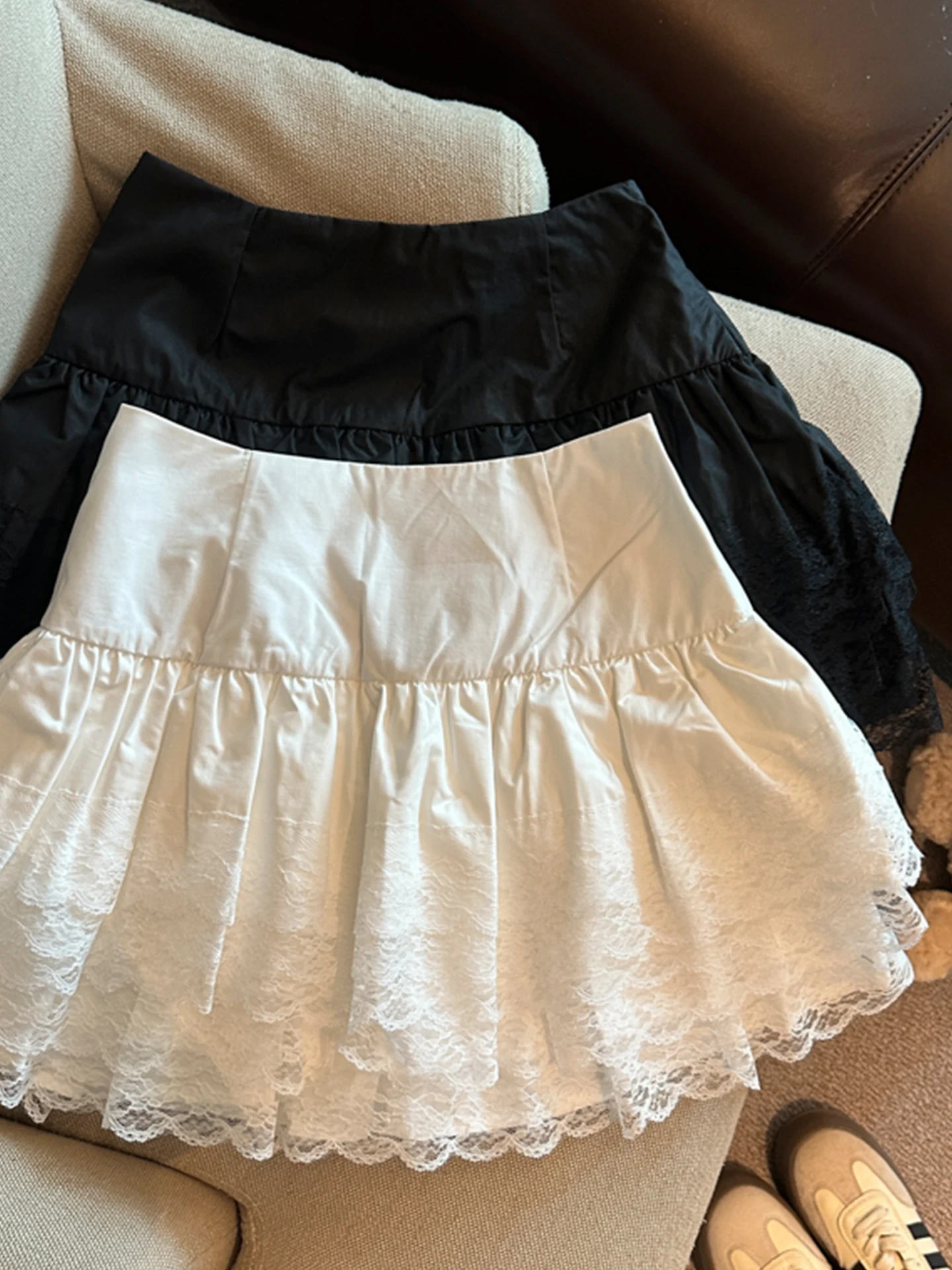 

Emily Clud Recommended Lace Patchwork A-Line Skirt Women's Spring Summer Pleated Fluffy Cake ort Skirt High Waist Zipper