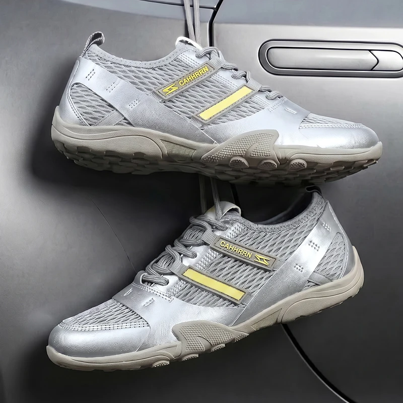 Retro color-blocking new flat-soled sneakers for men, versatile and fashionable casual shoes, men's shoes