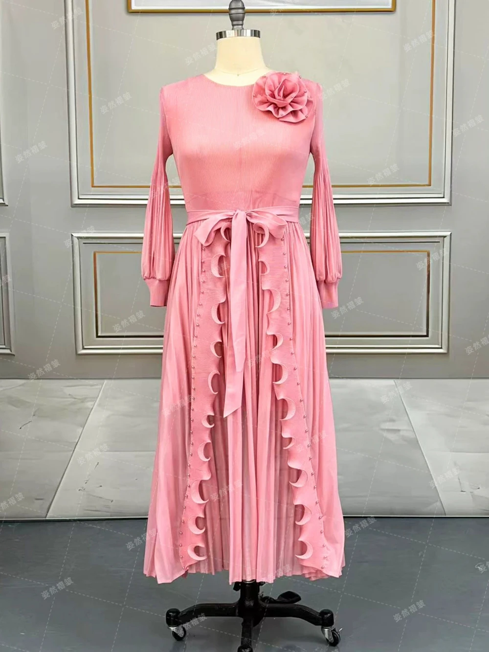 

Plus size temperament women's dress long sleeve pleated clothing African style long skirt light luxury high-end-GZXX1007