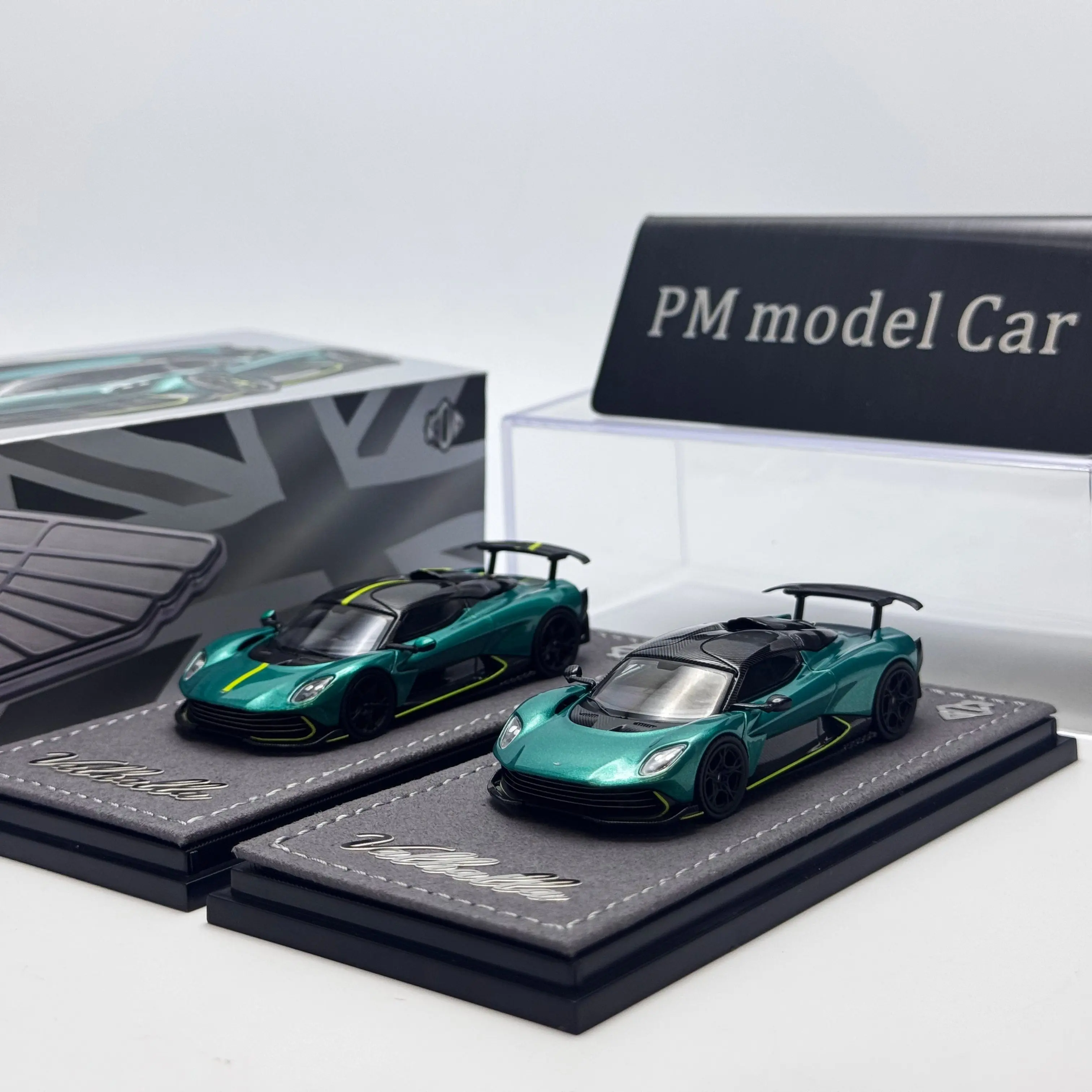 KOD 1:64 Aston Martin Valhalla Alloy Diecast Model Car Collectible Gift