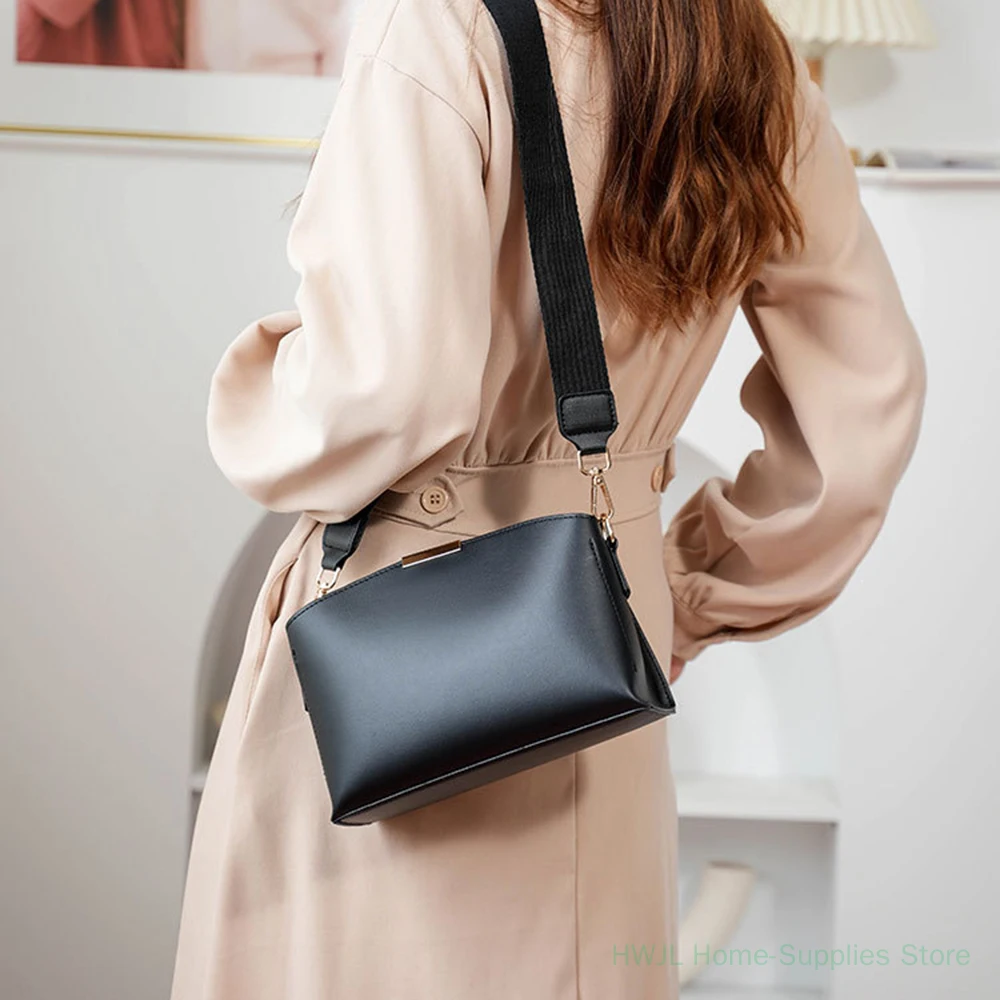 

Women's Shoulder Bag Handbag Small Size Shell Bags Cross-body Bag Elegant Solid Color PU Leather Bags