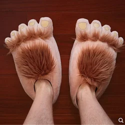 2025 Chunky Men Warm Paw Slippers Unisex Size 36-46 Creative Faux Fur Shoes Man Designer Bigfoot Indoor Shoes