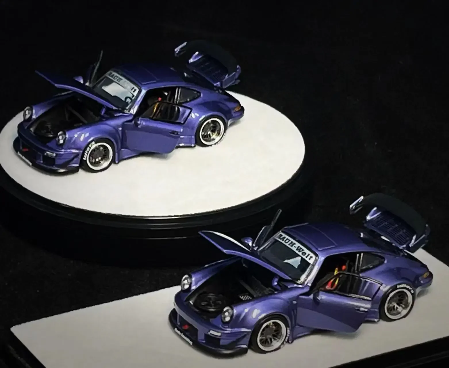 PGM 1:64 RWB930 Violet Purple Diecast Model Car