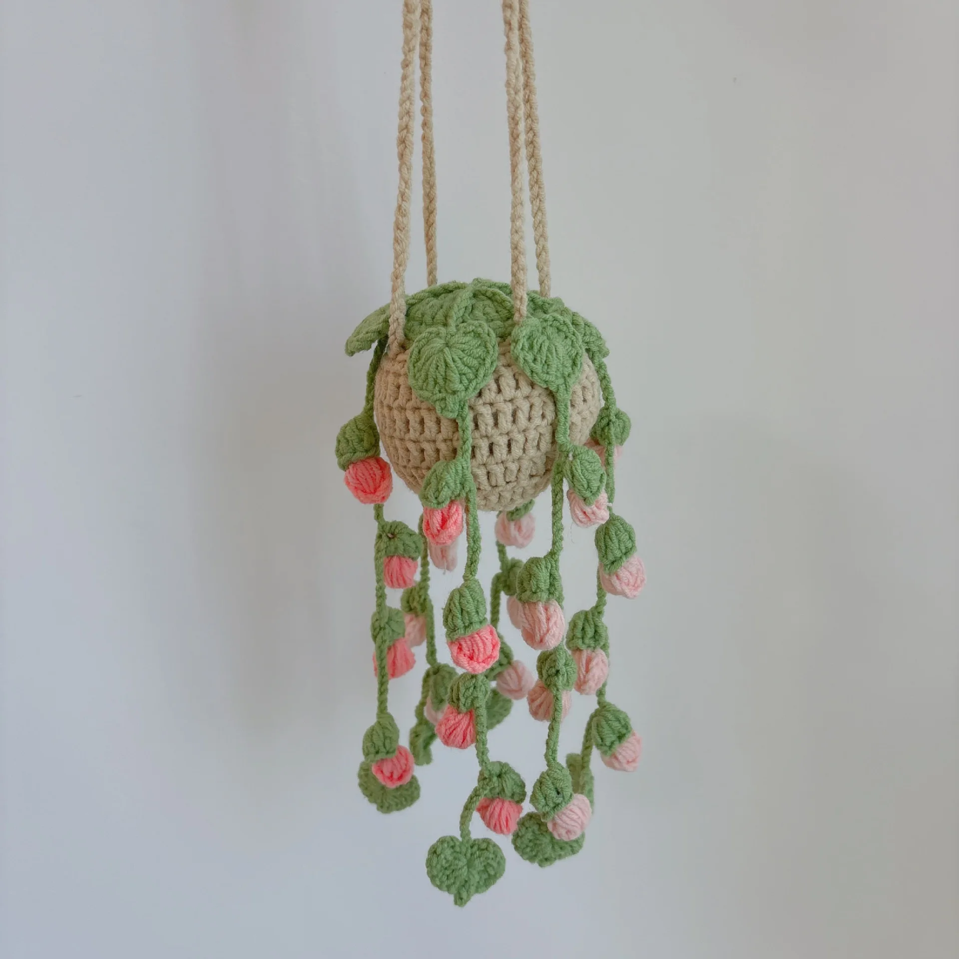 Liebevolle gehäkelte Blumen-Hängepflanze, handgewebter Auto-Spiegel-Anhänger, kreatives Strickblumen-Raumdekor-Geschenk – Detail 5