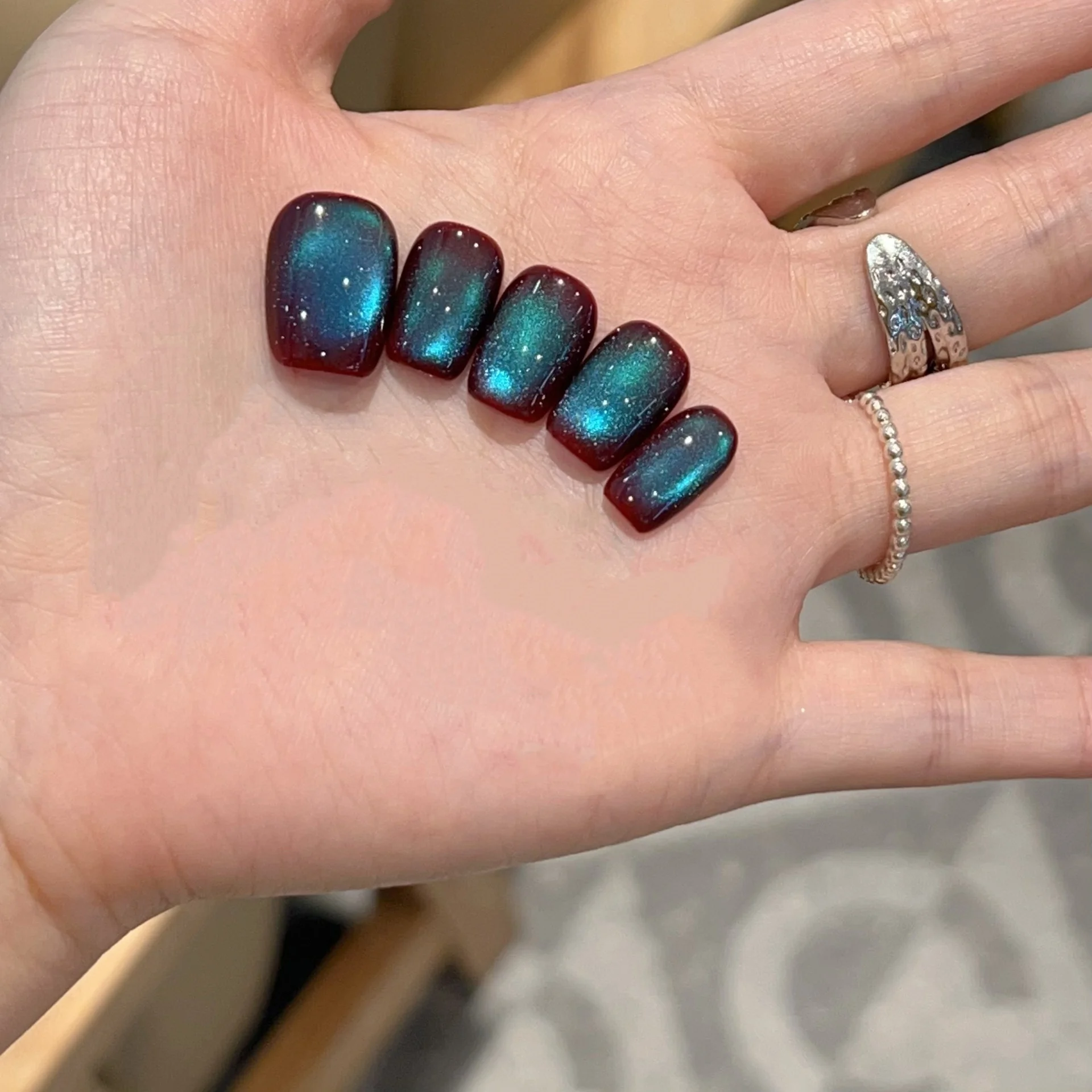 10 pièces paillettes bleu œil de chat dégradé à la main presse sur ongles Simple vert court carré faux ongles pour filles femmes ongles portables