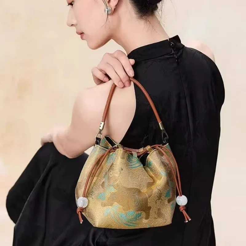Chinese Style Bucket Handbag Vintage Jacquard Drawstring Purse Pearl Decor Qipao Matching Crossbody Shoulder Bag