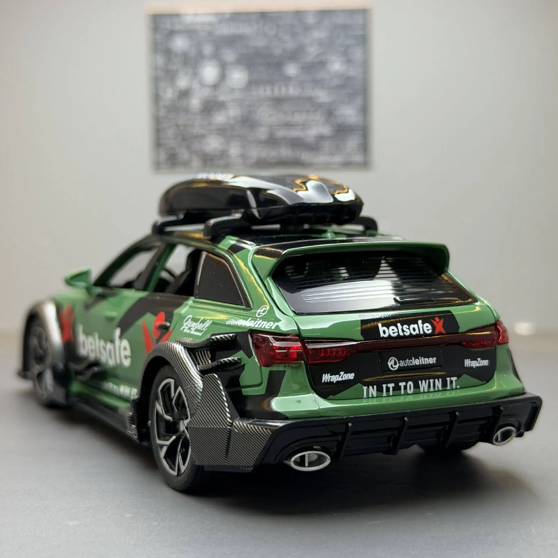 

Модель автомобиля RS6 из сплава, масштаб 1:32, литая металлическая имитационная модель, коллекционная модель автомобиля со звуком и светом, детская игрушка, подарок