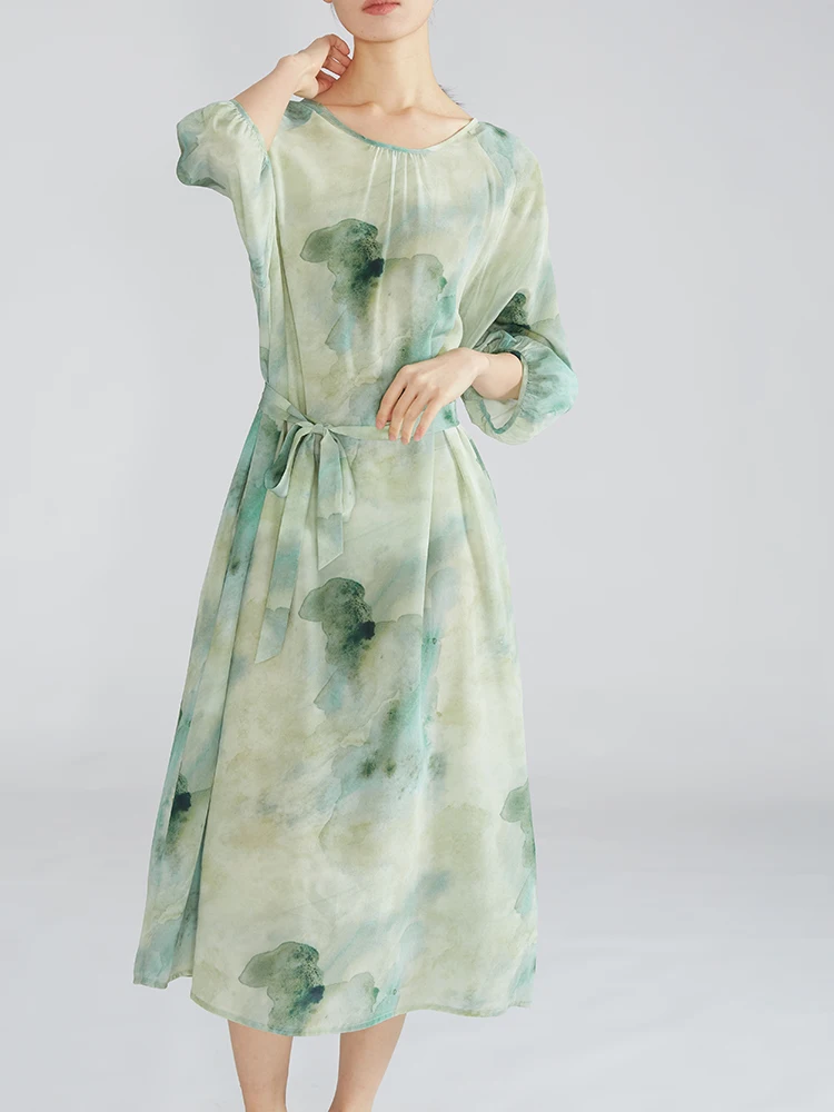 ชุดเดรสลำลองแขนกระบอกทรงเอไลน์ผ้าเครปเดอชีนไหมหม่อนธรรมชาติ 100% พิมพ์ลายหมึกสีเขียว สไตล์ฝรั่งเศสสำหรับผู้หญิง