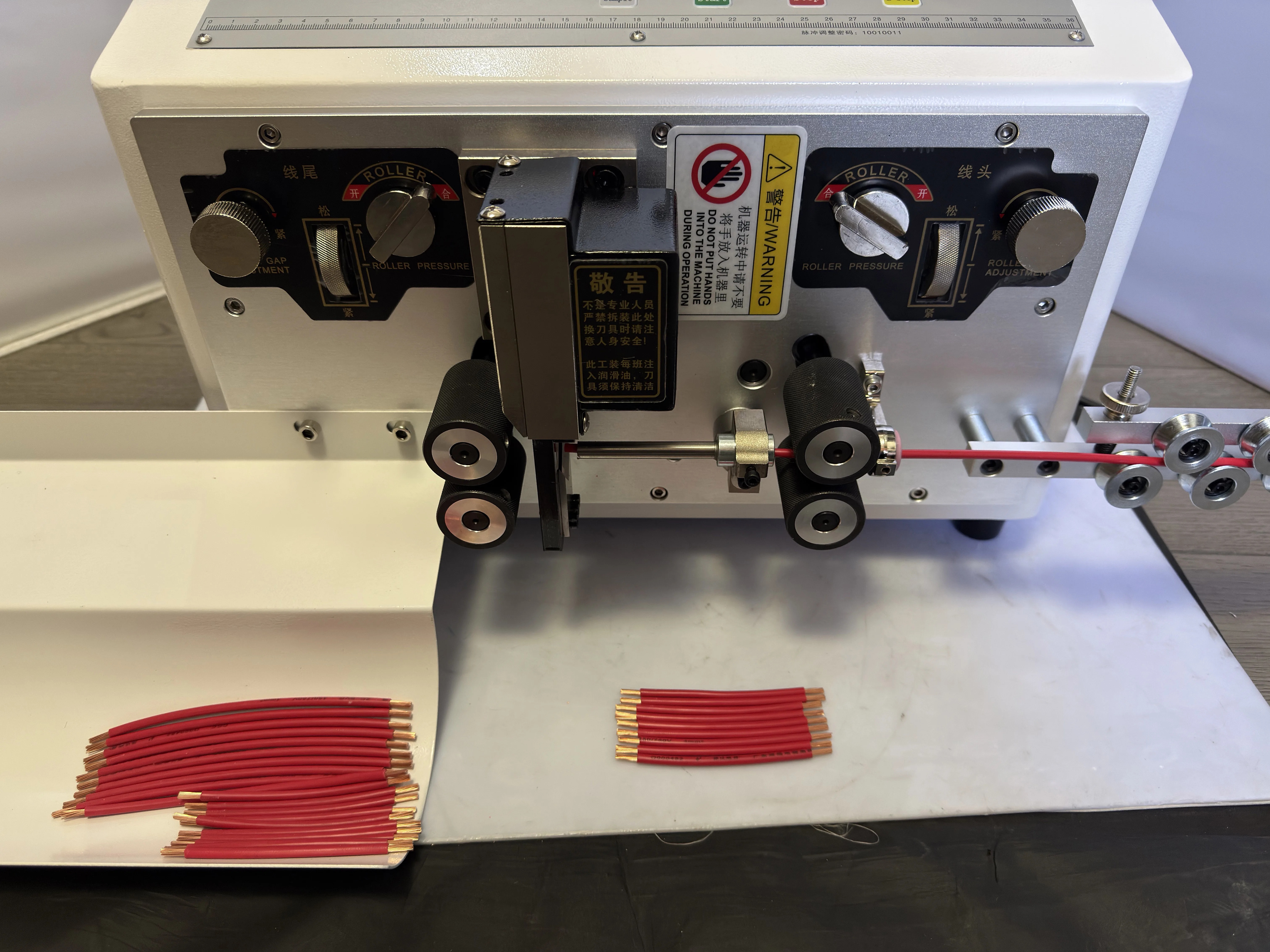 HS-600 Computer Automatic Wire Stripping Machine  and cutting machine for cable crimping and peeling from BVR 0.1 to 10mm2