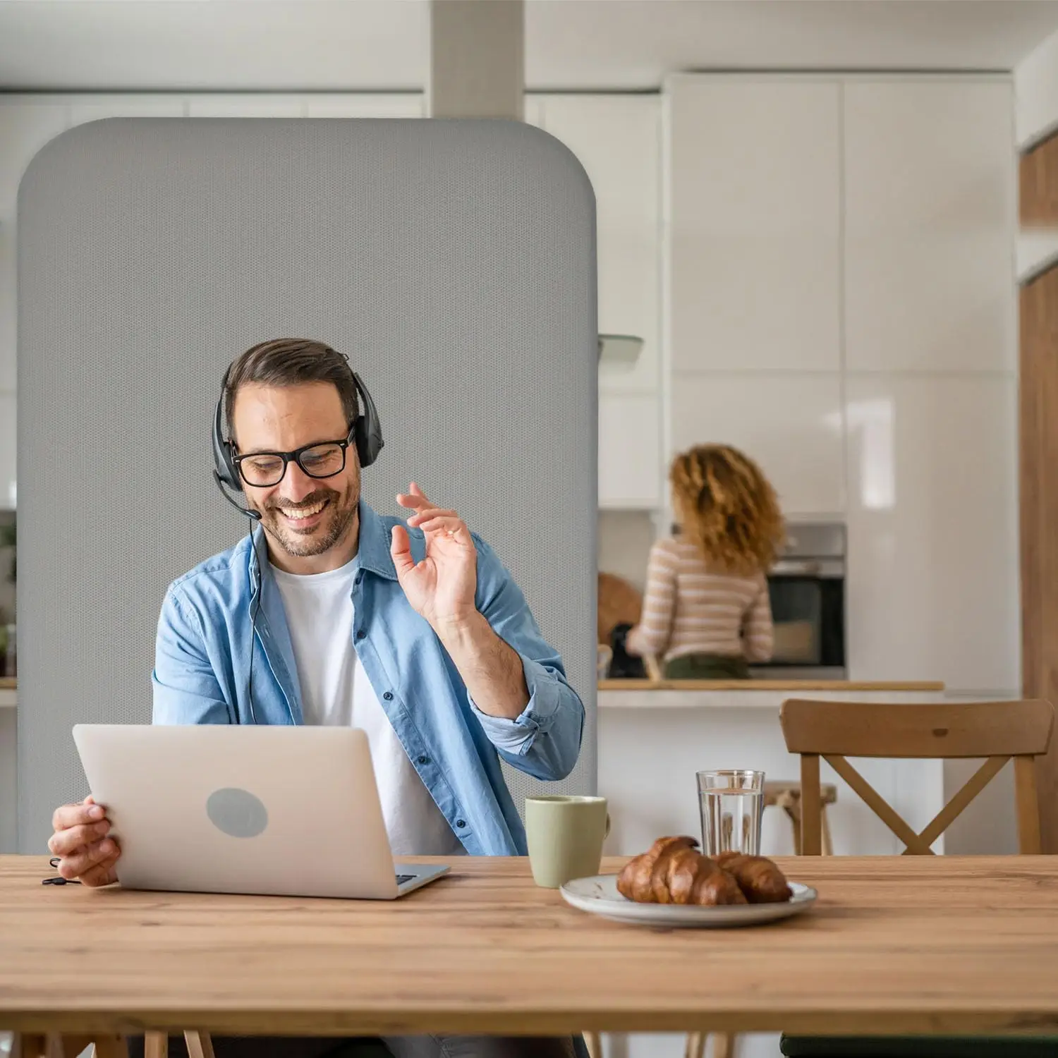 Portable Privacy Divider Panel, 29x65 Inch Steel Frame, Scratch-Resistant for Office Home Studio