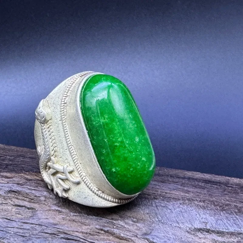 Vintage Silver Tone Carved Dragon Ring, Large Oval Green Jade Inlay Vintage Statement Men Ring