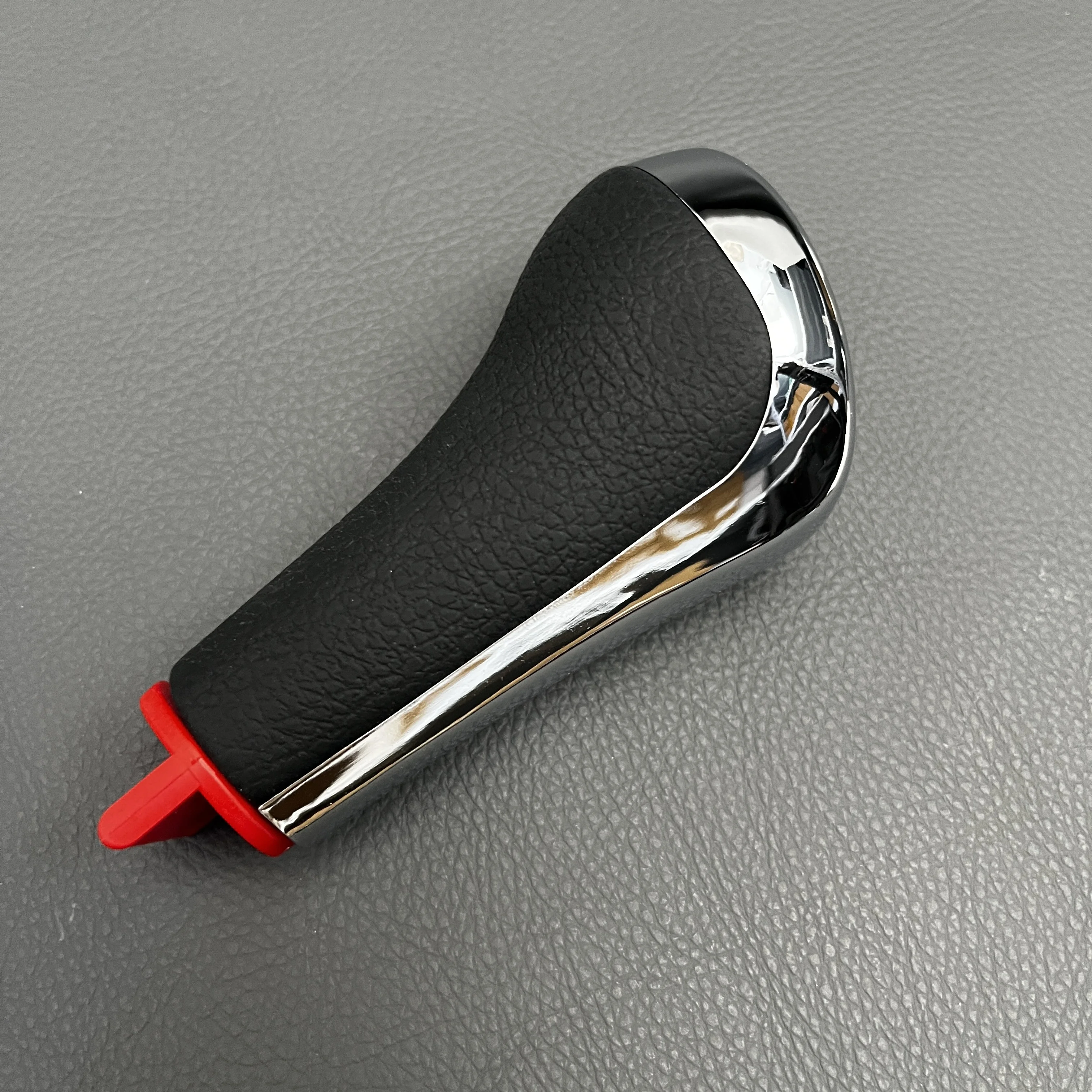 5-Gang-Schaltknauf für BMW 1 3 5 6 7 Serie E90 E91 E92 E93 E30 E36 E46 F30 Z4 E85 E86 X5 E53 – Detail 5