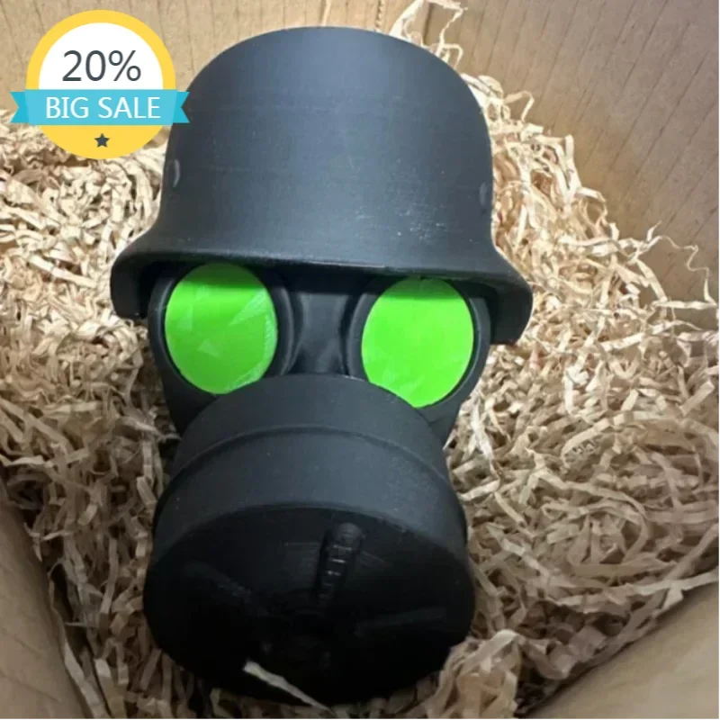 

Funny Trailer Coupling Dust Protective Caps Helmet And Gas Mask Shaped Tow Hitch Covers Universal Cover Cap for Trailer Coupling