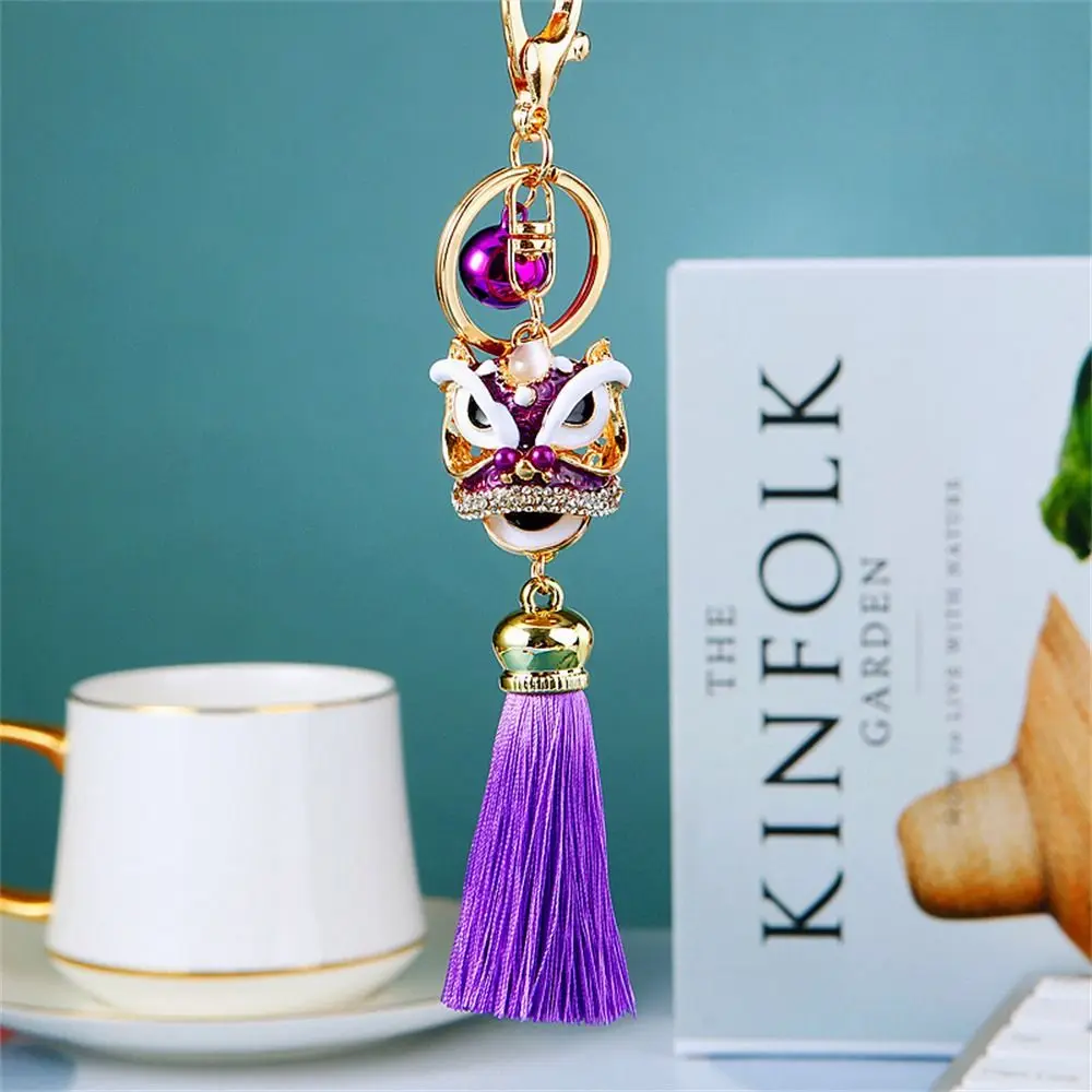 Delicate Chinese Style Lion Dance Keychain Crystal Animal Fortune Lion Lion Wake Keychain Enamel Key Holder Bag Pendant