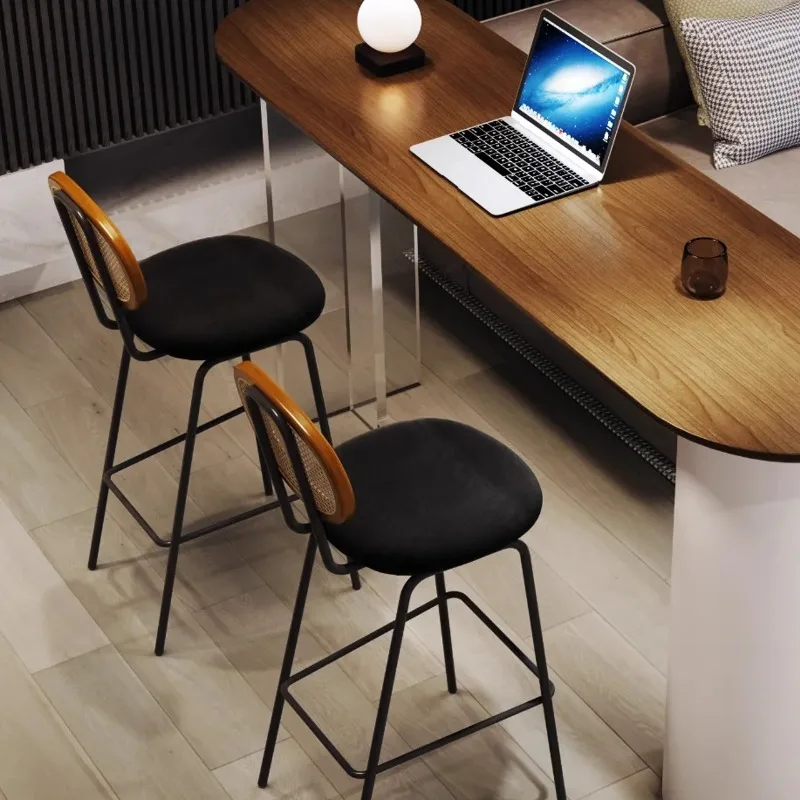 Nordic Creative Bar Stool Modern PE Rattan Iron Bar Stool Leisure Reception Desk Chair Bar Furniture Bancos Para Barra FYBC
