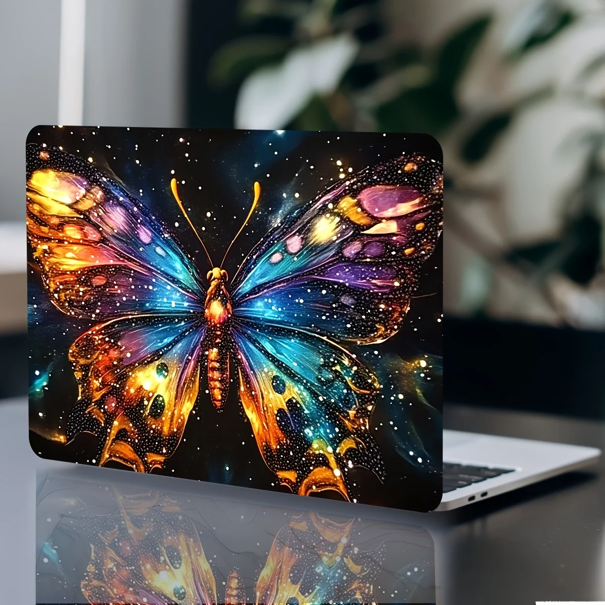 

2-Pack Butterfly Pattern Laptop Stickers for Laptops, Cars, Helmets, Motorcycles, Refrigerator Decorations