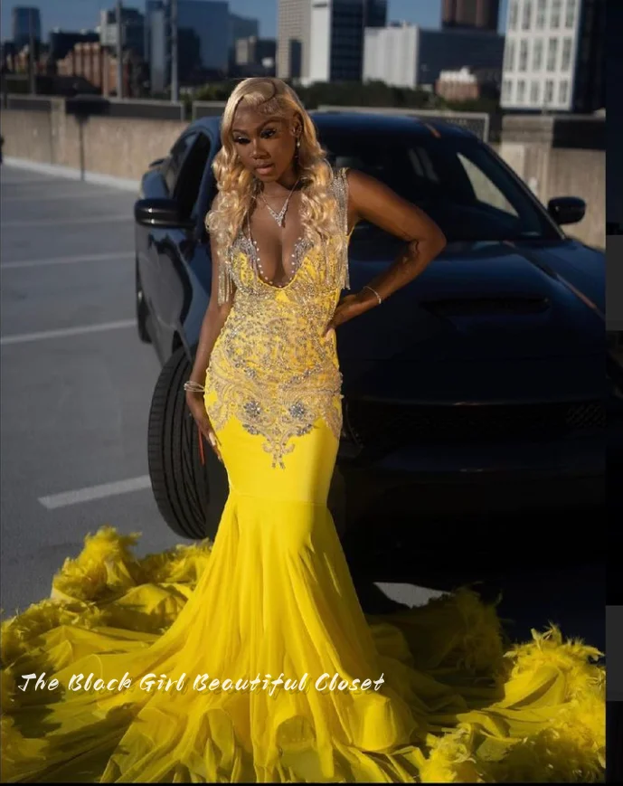 Elegant Yellow Prom Dress Sparkling Rhinestone Pearl Decoration Birthday Party Dress African Girls Luxury Feather Fishtail Dress