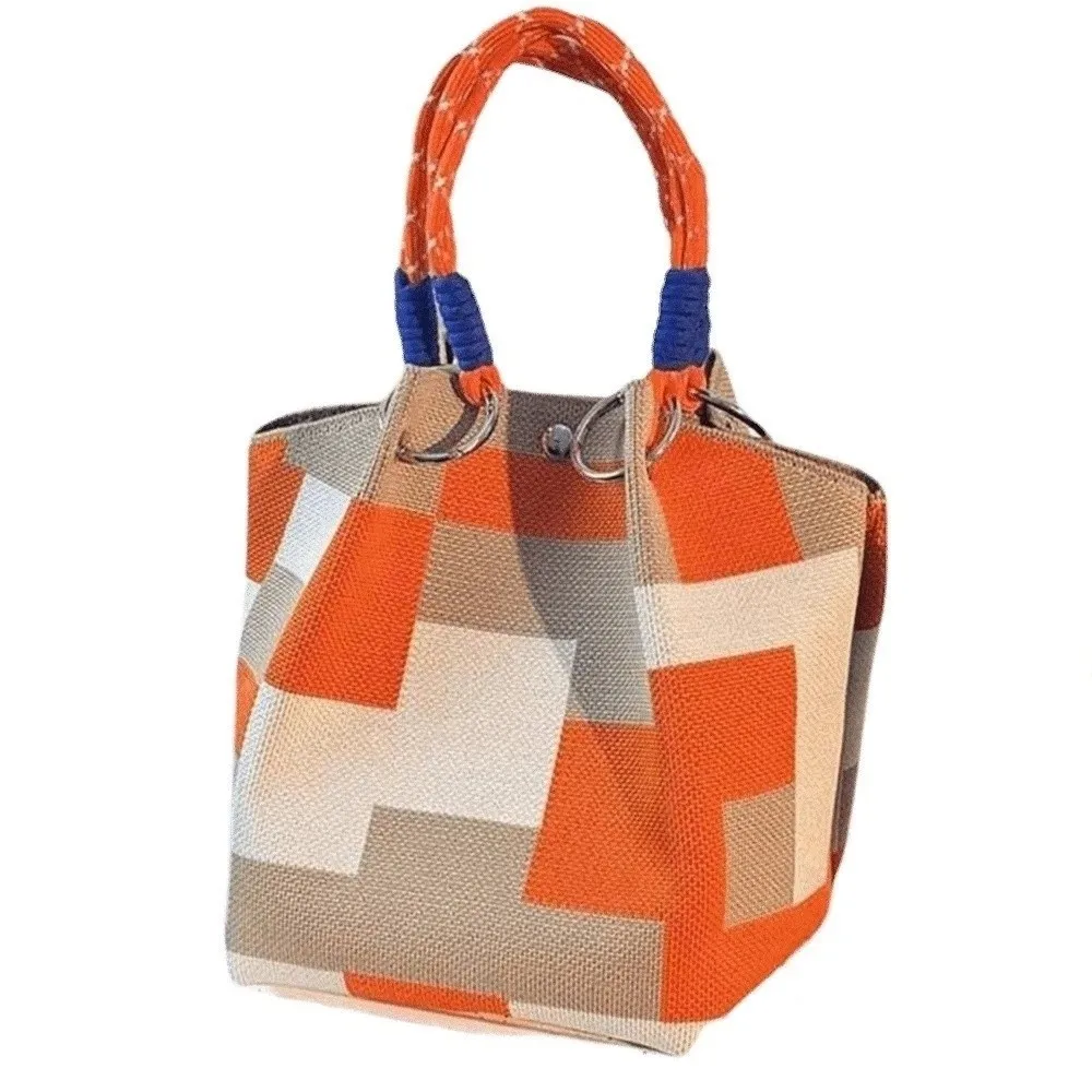 

Стильная женская вязаная сумка большой вместимости в японском стиле, полосатая маленькая сумка с контрастными цветами, корейский стиль, ручная сумка для повседневного использования.