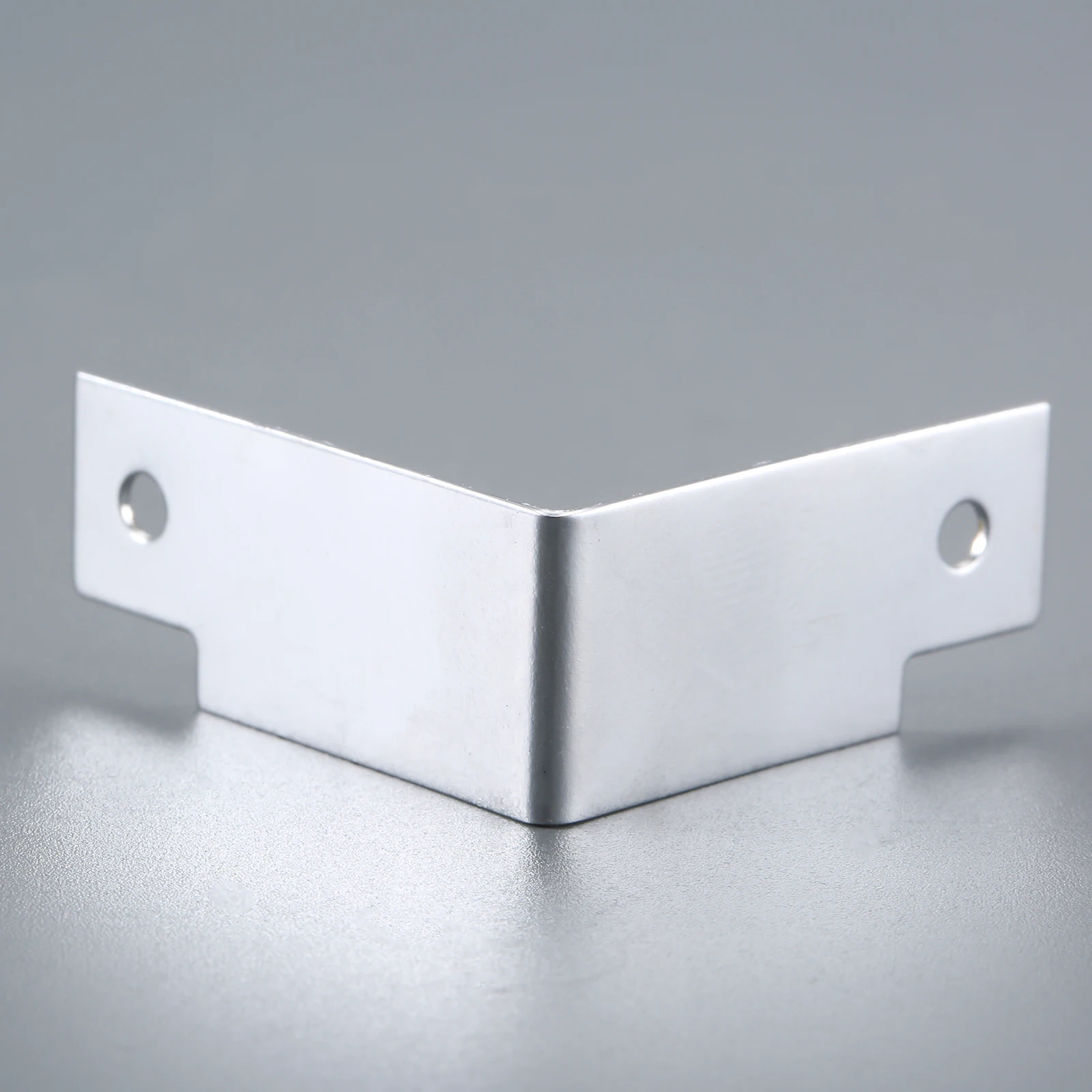 12Pcs 2 Hole Corner Brace Aluminum Box Edge Corner Protectors Covers Aviation Flight Case Edge Corner Protector Guard Bracket