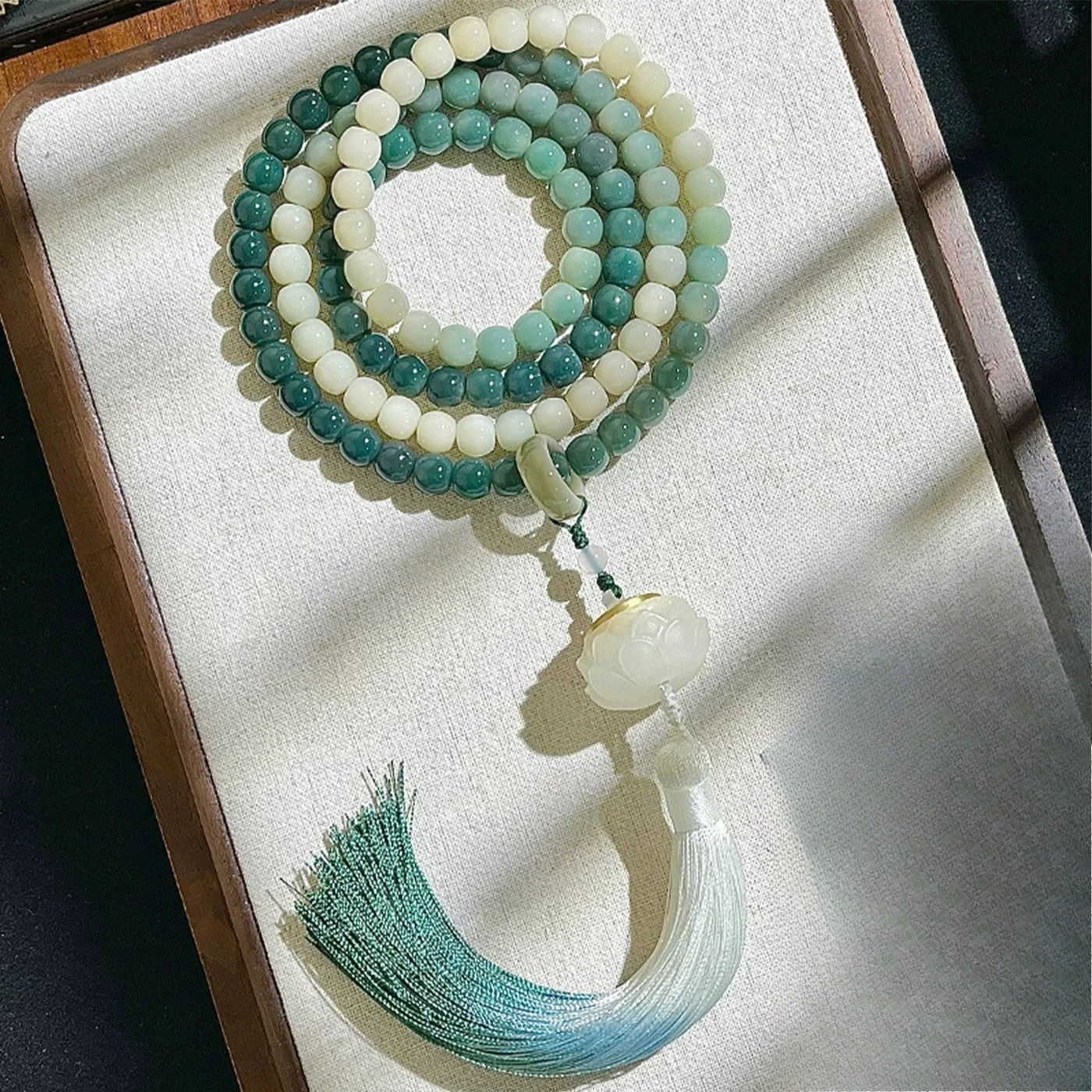

Cz natural white jade bodhi root 108 multi-circle bracelet lotus sachet buddhist beads necklace handheld rosary beads