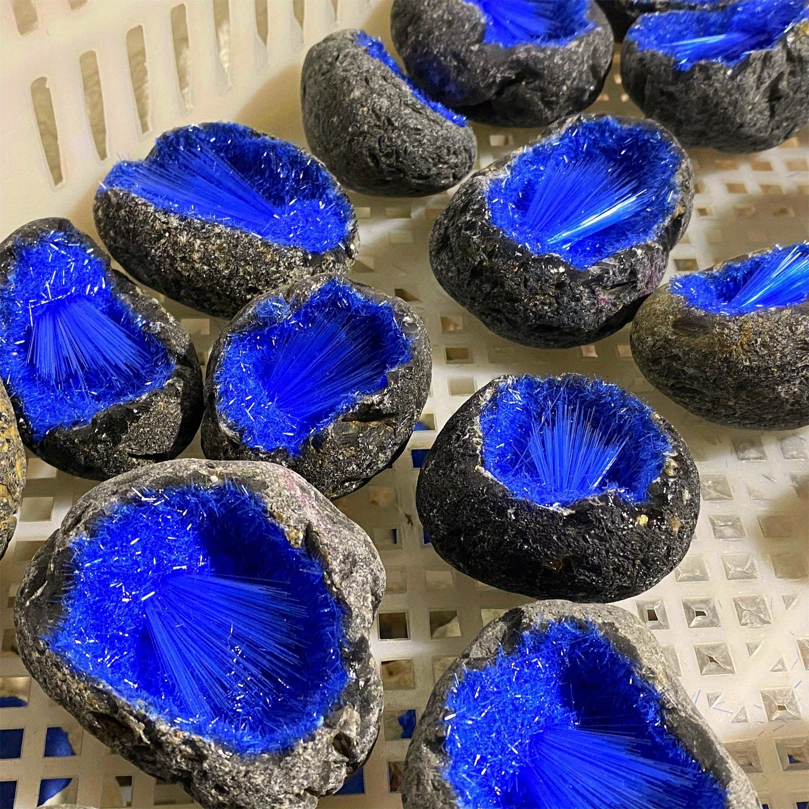 

1pc Black Tourmaline Hair Crystal Ore Specimen, Quartz Piont, Home Decor, Mineral Specimens, Crystal Collection, Crystal Gifts