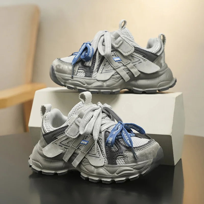 

Детская спортивная обувь на толстой подошве, осенние кожаные модные кроссовки для девочек, повседневная обувь для мальчиков, детская обувь на мягкой подошве со шнуровкой