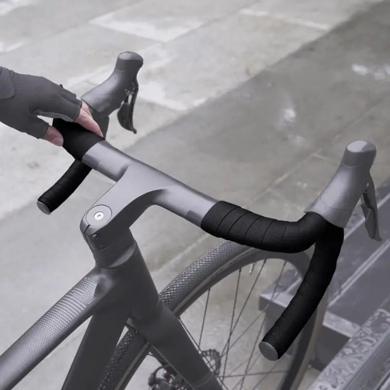 

Nonslip Road Bike Handlebar Tape Antiskid Grip with Shock Absorption and Breathable Design for Long Distances Cycling 69HD