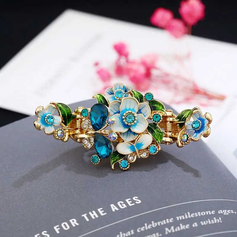 

Sweet Colorful Tasses Rhinestone Hair Clip for Girls Women Classical Vintage Female Hair Accessories Small Hair Claw Headdress