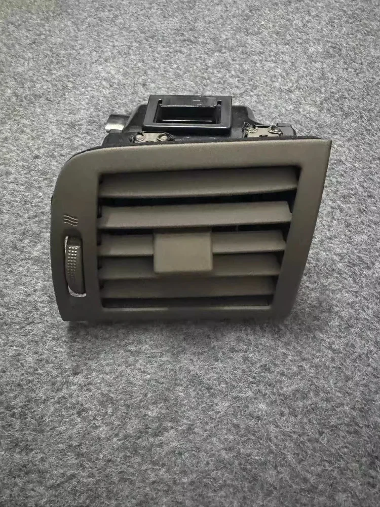 For NISSAN 2006-2011 SYLPHY Instrument Panel Left and Right Sides Air Conditioning Vent Air Outlet Grey