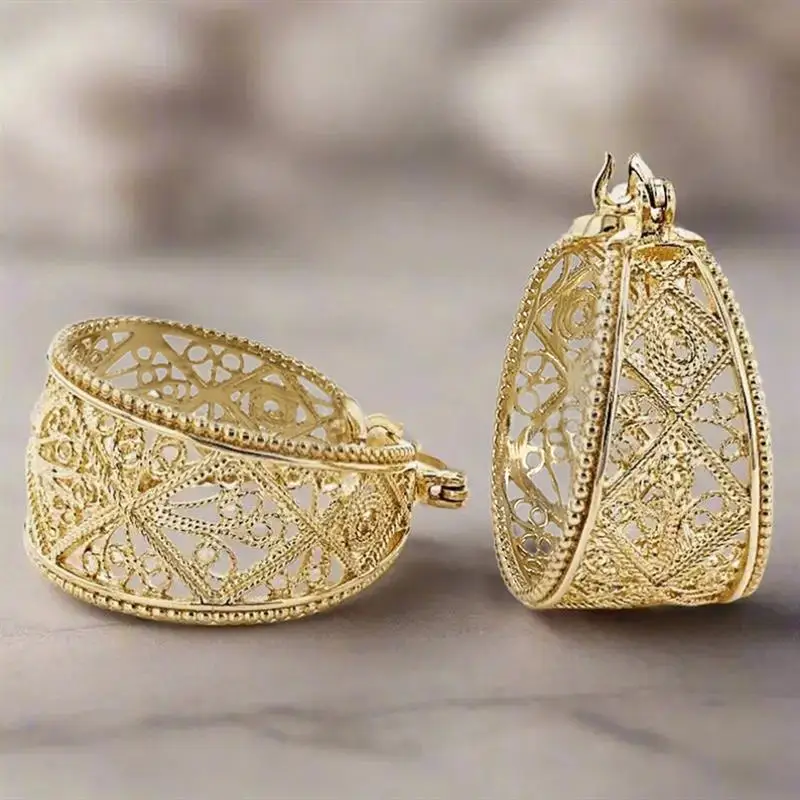 Huitan Gold Color Women Hollow Hoop Earrings Versatile Party Daily Metal Accessories Fashion Wedding Daily Delicate Lady Jewelry