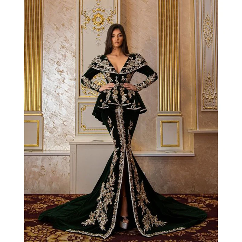 Robe de soirée sirène verte de luxe, appliques à col en V, train chapelle, velours pour événement spécial, occasion formelle, robe de soirée de Rh, éducatif, 2024