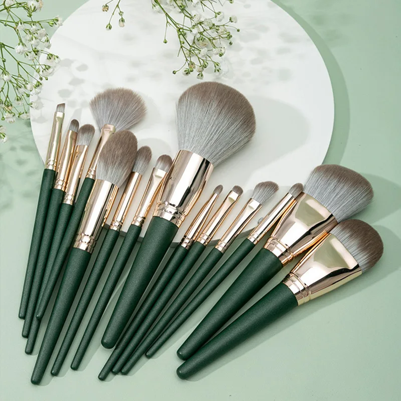 14PCS Green Cloud Makeup Brush Set Ultra-Soft Bristles Oversized Loose Powder Brush Ideal for Students Full Face Makeup