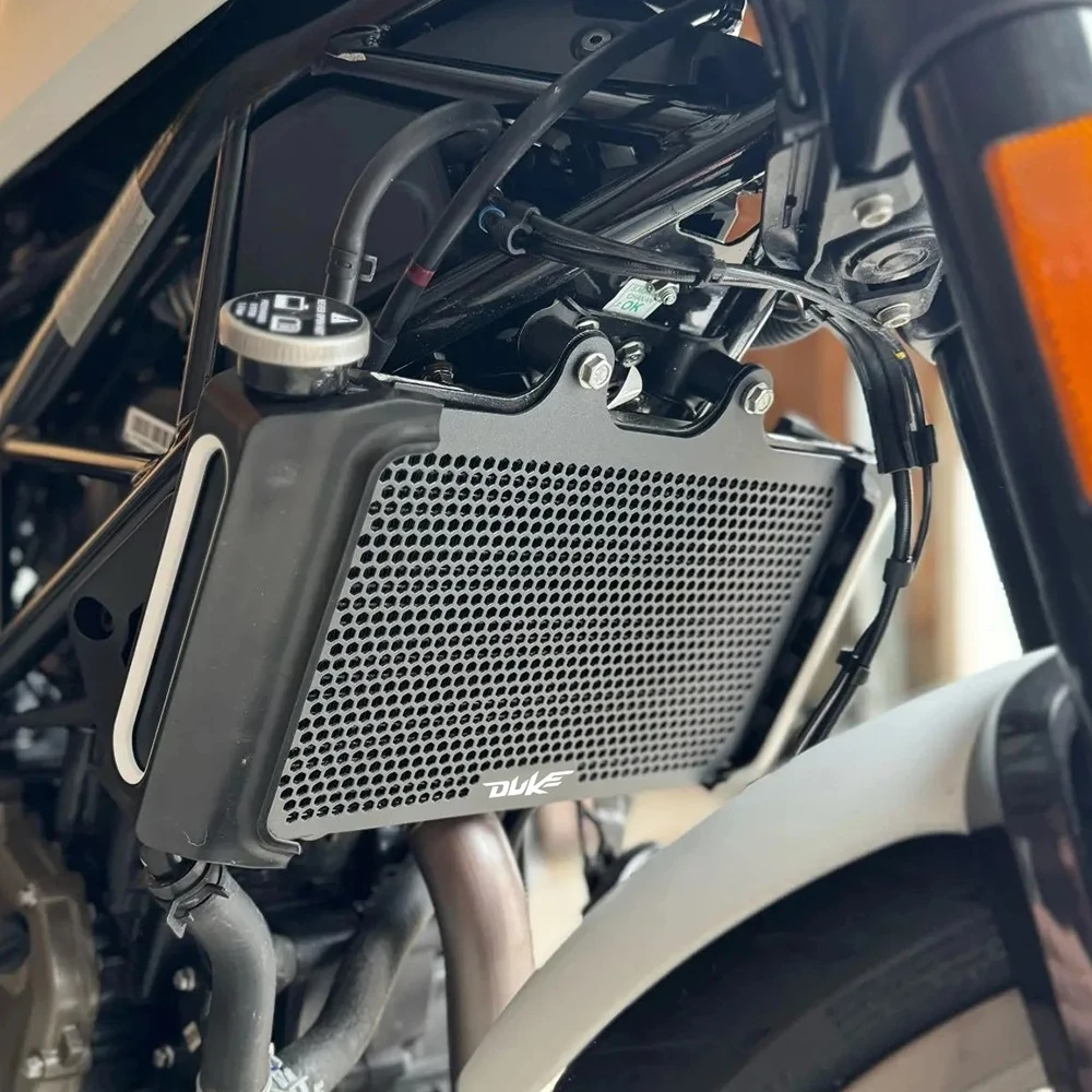 

For DUKE 125 250 390 Motorcycles Radiator Guard Protection Grille Grill Protector Cover Accessories DUKE390 DUKE125 2017-2023
