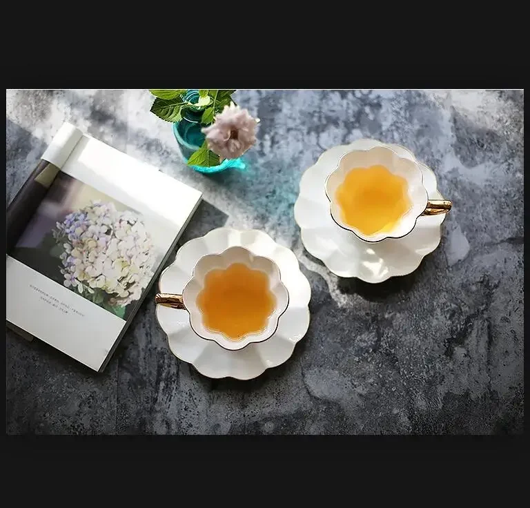 

Elegant Flower Bone China Tea Cup Saucer Spoon Set 180ml Ceramic Teacup White Porcelain Coffee Cafe Espresso