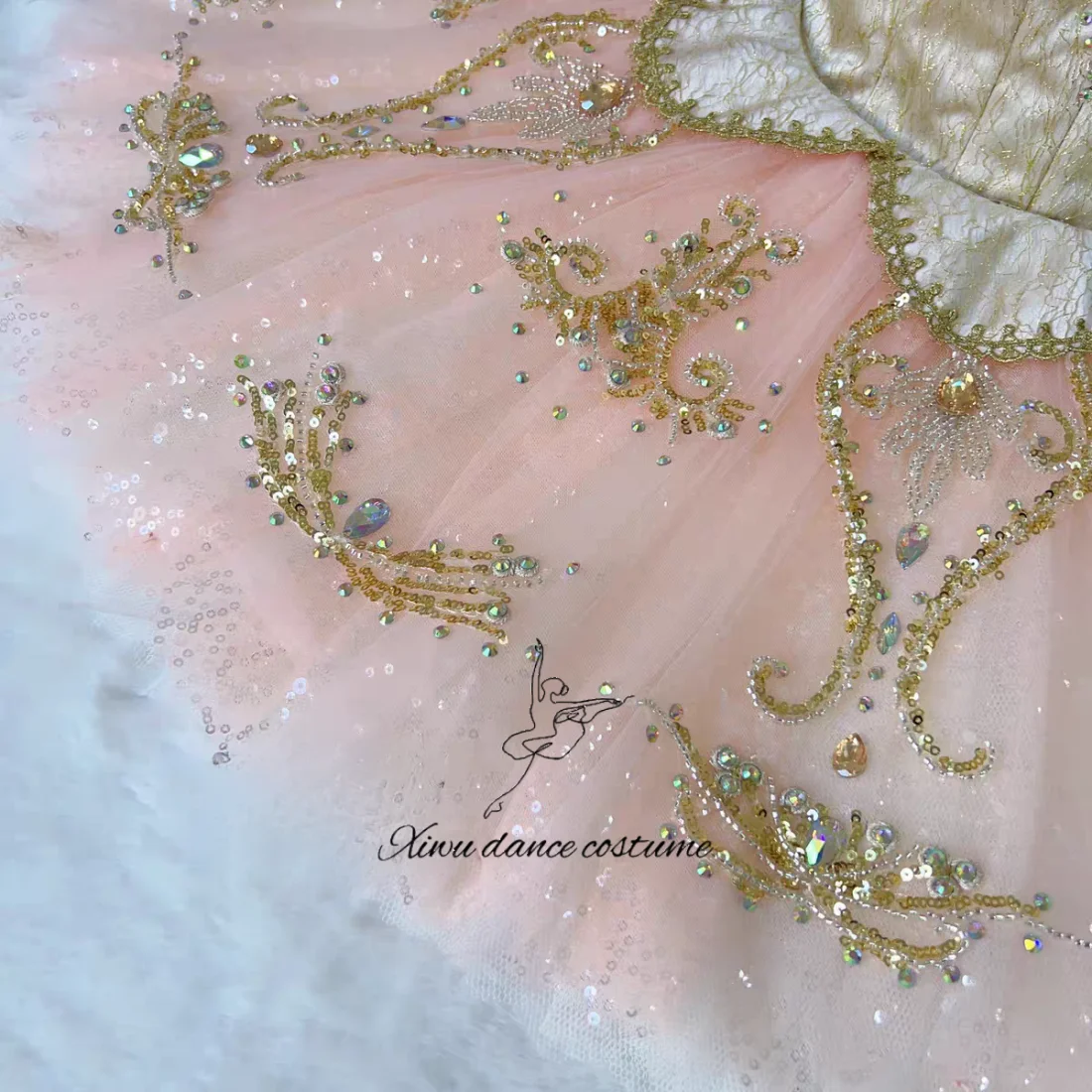 Costume de danse tutu de ballet rose et blanc avec broderie dorée