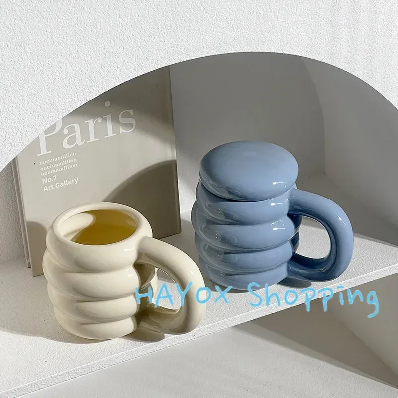 Creative Bee Pot Shape Ceramic Mug with Lid，Cream Style Household Large Capacity Coffee Cups Breakfast Milk Cup Couple Water Cup