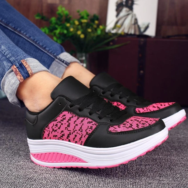 Breathable Women's Walking Shoes Fashion Wedge Heels Non-slip Rocker Shoes Platform Shoes Outdoor Casual Sneakers